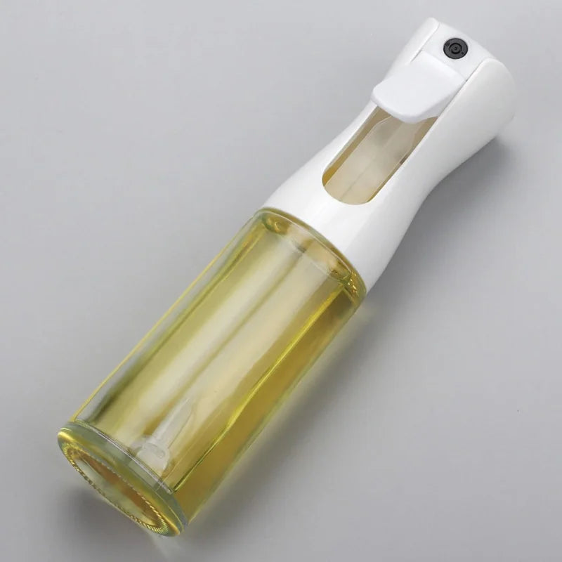 1pc The sprayer is used for cooking, the spray bottle is refillable with dispenser oil