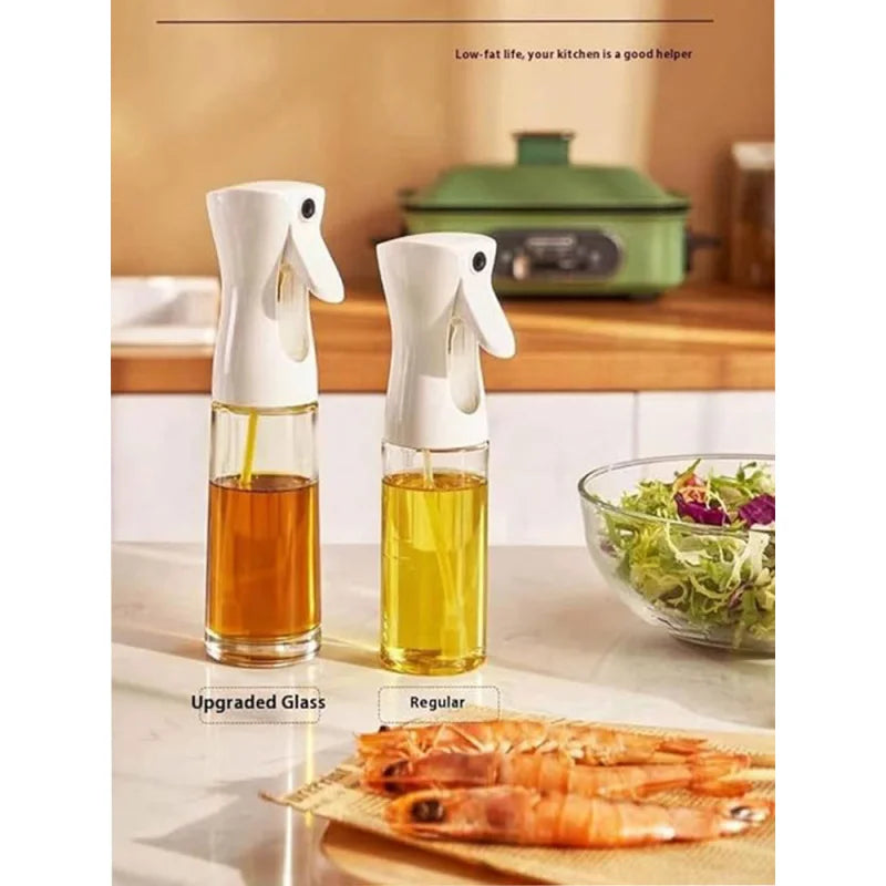 1pc The sprayer is used for cooking, the spray bottle is refillable with dispenser oil