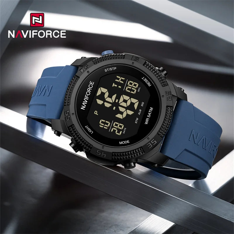 Men's Electronic Watch Fashion 5ATM Waterproof Silicone Strap Calendar Male LCD Digital Wristwatch