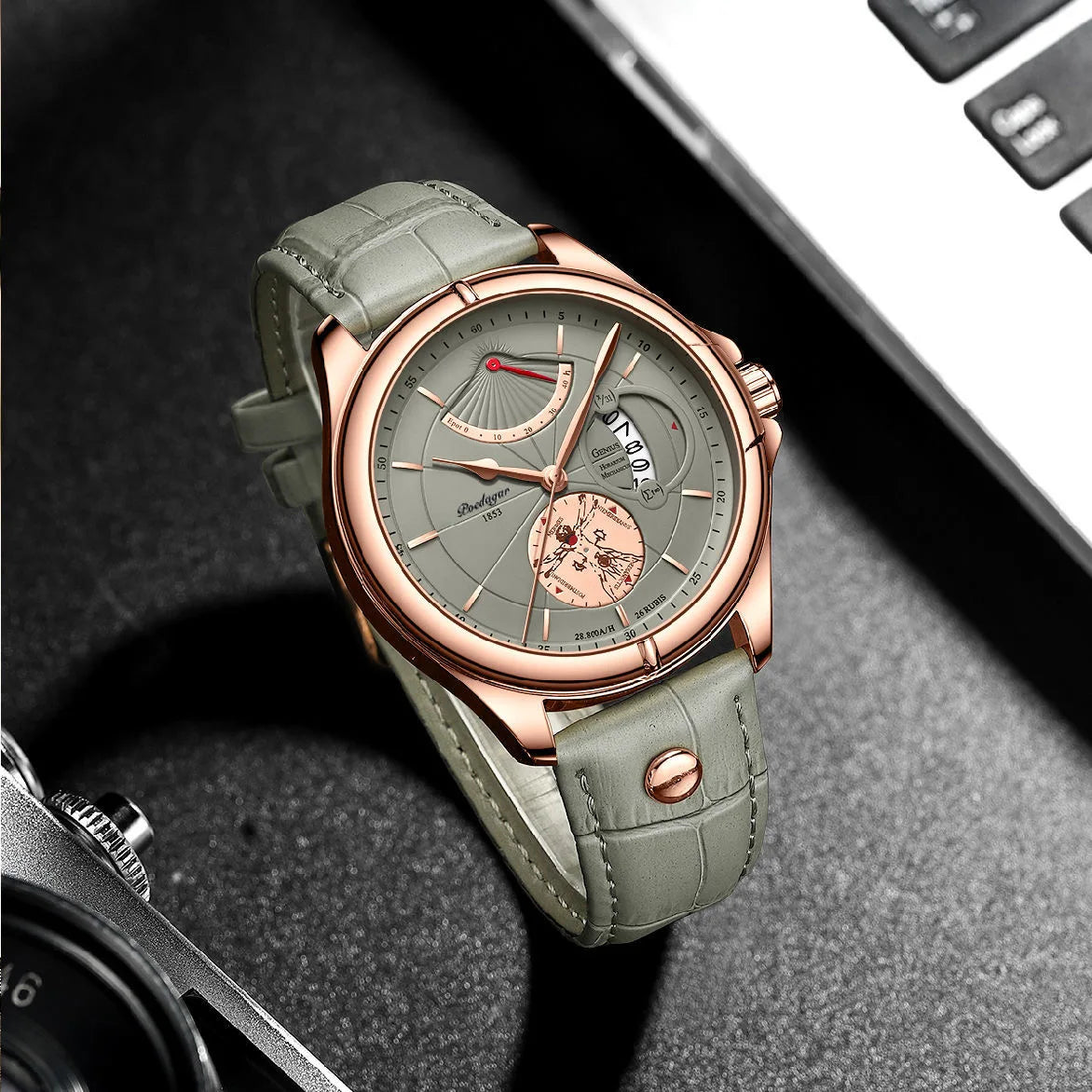 POEDAGAR Men Watch Fashion Big Dial Sport Men's Wristwatch Top Luxury Waterproof Leather Date Quartz Watches Man Box