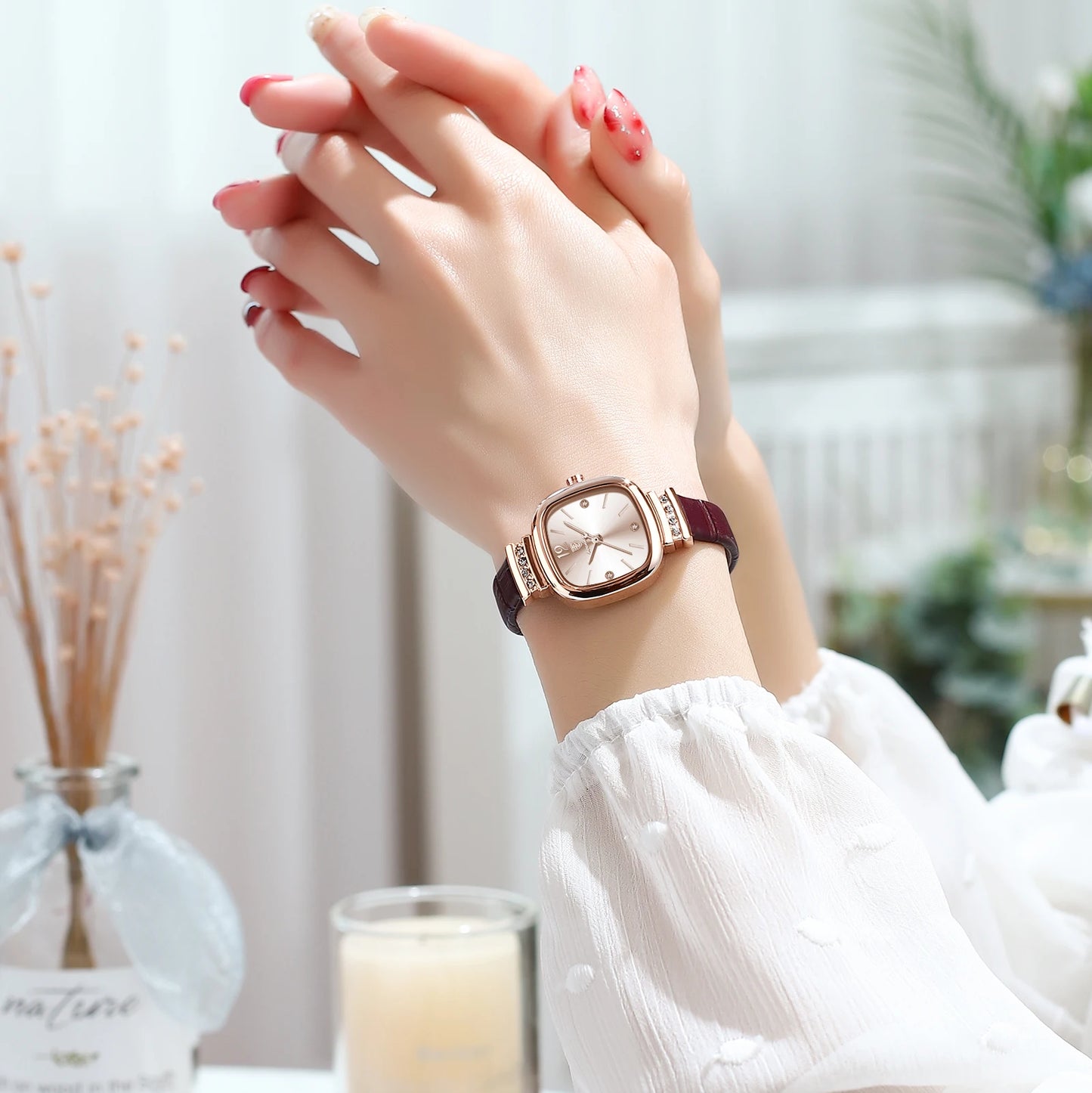 POEDAGAR Women Leather Quartz Watch