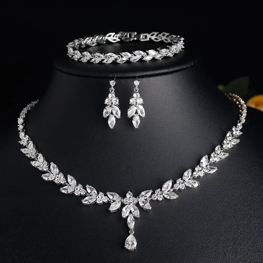 Brilliant Zirconia Leaf Jewelry Set - Necklace, Earrings, Rings & Bracelets